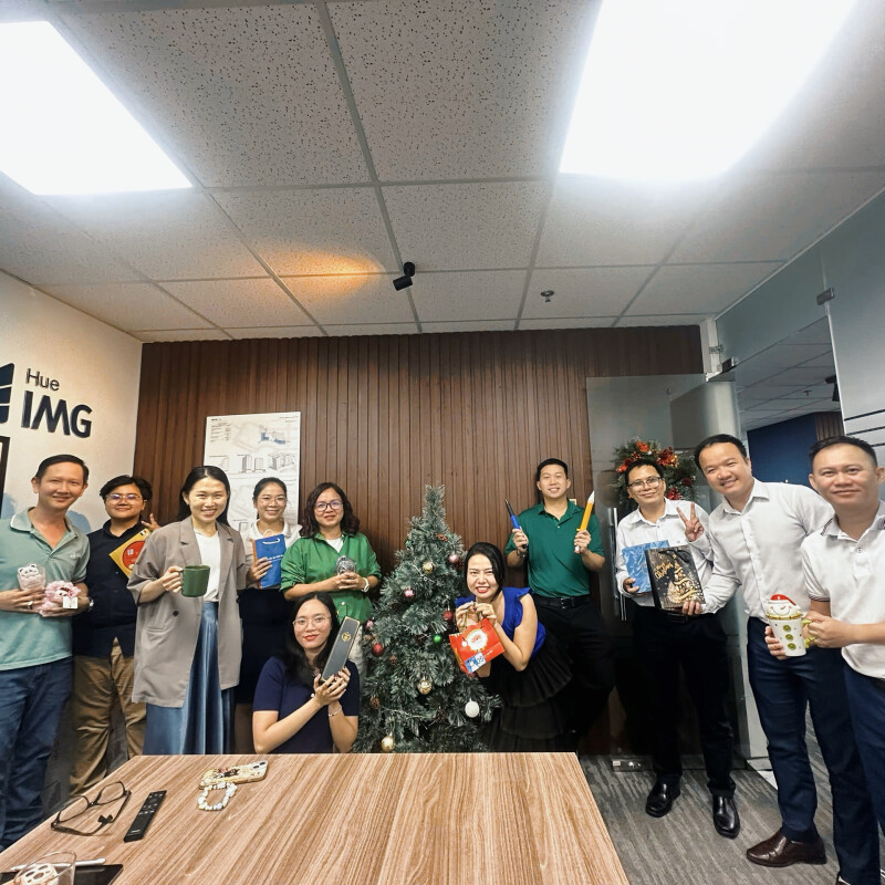 Giáng sinh rộn vang niềm vui cùng “IMGH - Christmas Connection | Share The Joy”